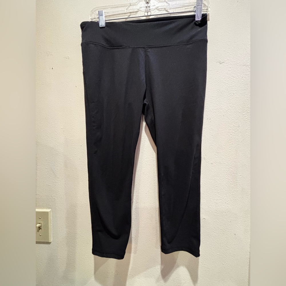 Fabletics Black Capri Leggings